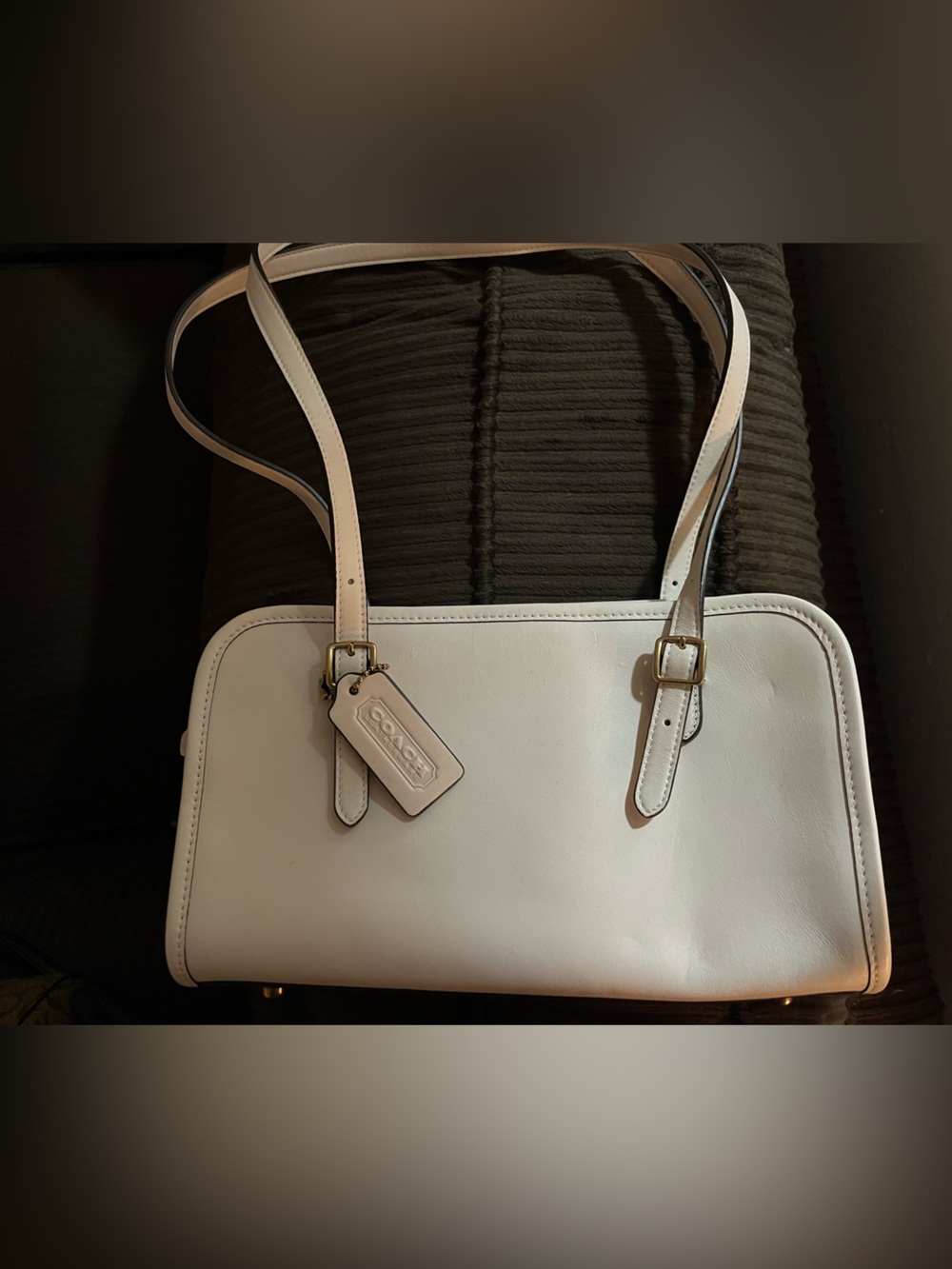 Coach Swing Zip Cream Leather Shoulder Bag with Tag